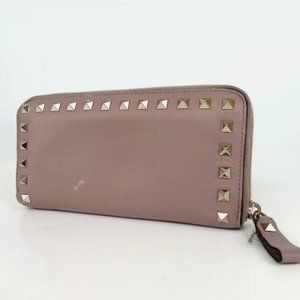 AUC VALENTINO GARAVANI Rockstud ZIP AROUND WALLET